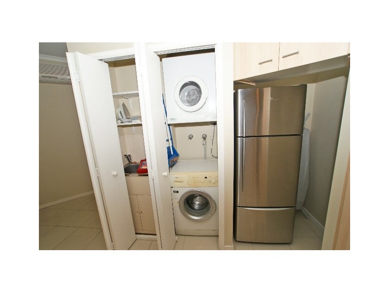 336/49 Williams Esplanade, Palm Cove QLD 4879