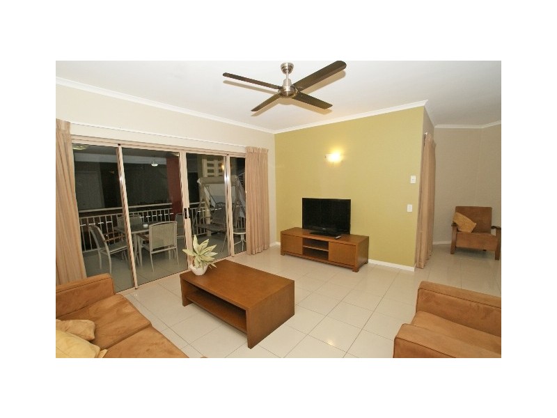 336/49 Williams Esplanade, Palm Cove QLD 4879