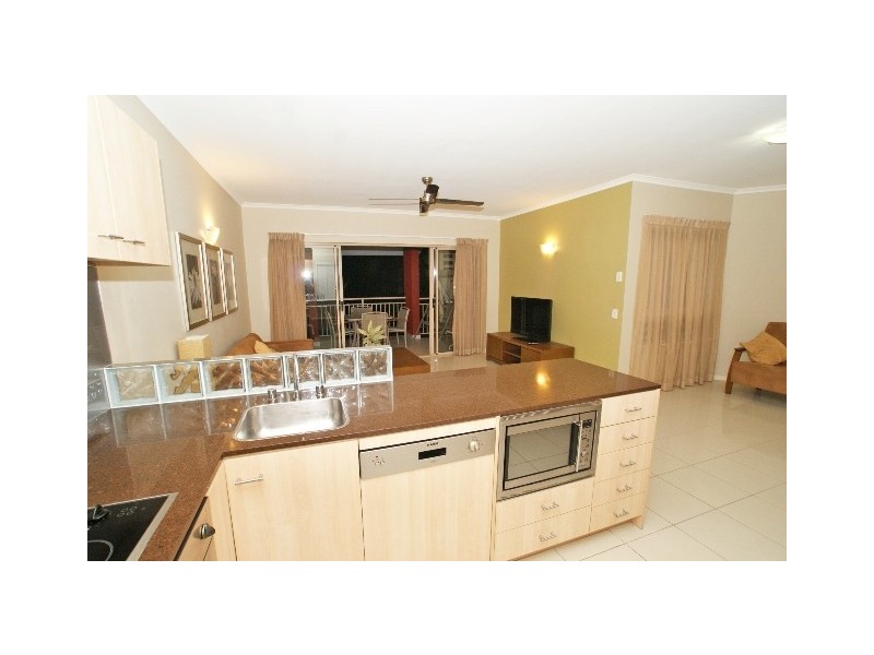 336/49 Williams Esplanade, Palm Cove QLD 4879