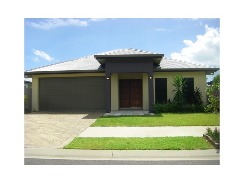 25 Seton Street, Trinity Park QLD 4879