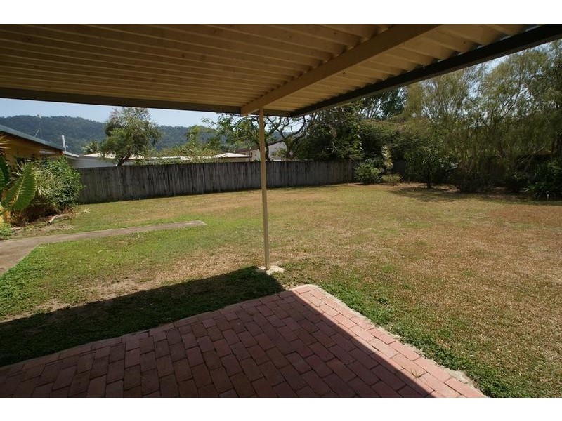 110 Jensen Street, Edge Hill QLD 4870