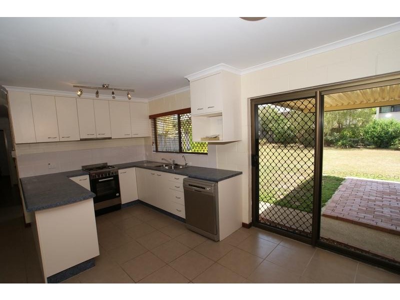 110 Jensen Street, Edge Hill QLD 4870
