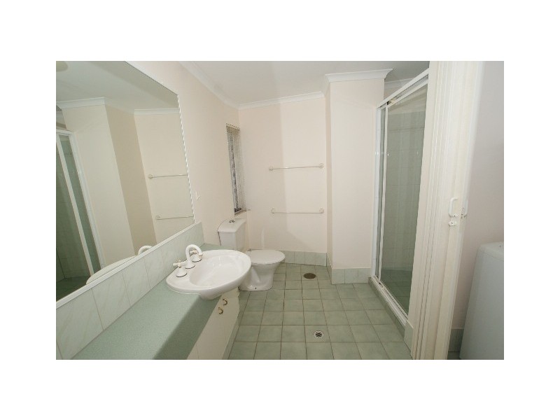 8/100 Moore Street, Trinity Beach QLD 4879