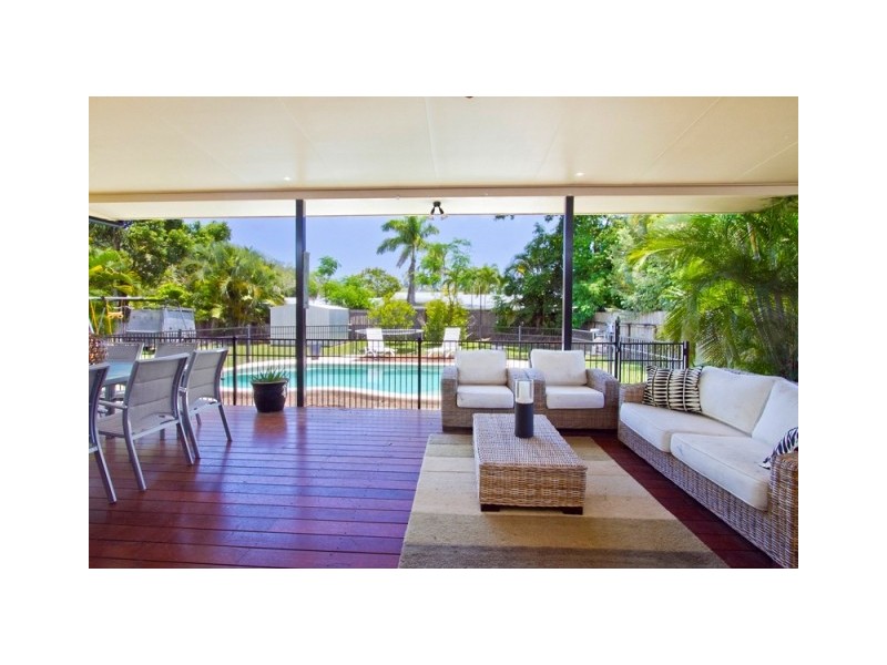 8 Hood Street, Trinity Park QLD 4879