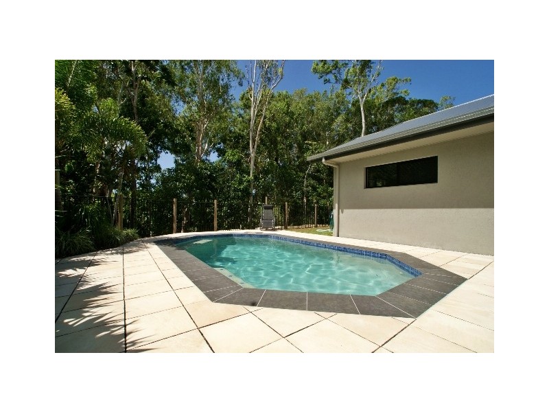 10 Yamba Close, Kewarra Beach QLD 4879