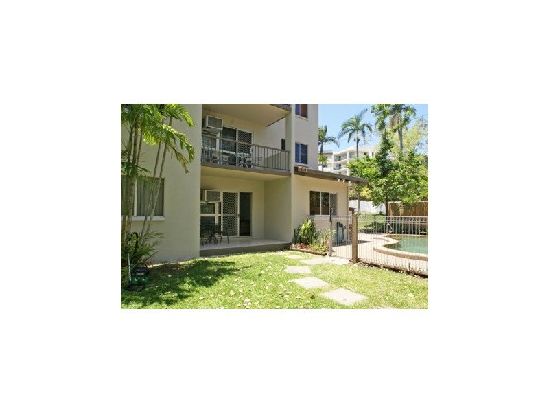 1/71 Moore Street, Trinity Beach QLD 4879
