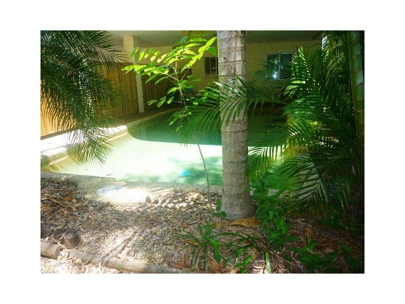 2/513 Varley Street, Yorkeys Knob QLD 4878