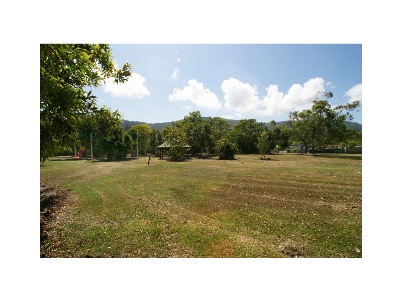 28 Eddy Street, Clifton Beach QLD 4879