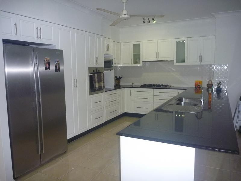 7 Floreat Close, Kewarra Beach QLD 4879