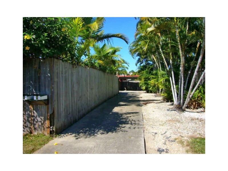 2/7 Corinda Close, Trinity Beach QLD 4879