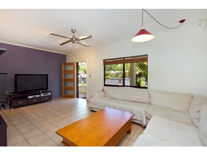 8 Sussex Street, Trinity Park QLD 4879