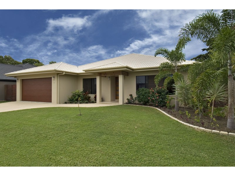 40 Lagoon Drive, Trinity Beach QLD 4879