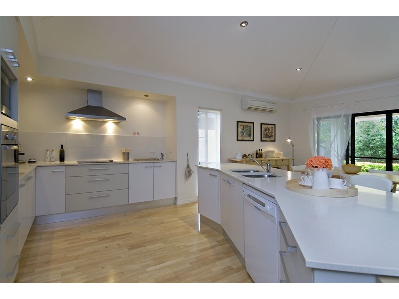 40 Lagoon Drive, Trinity Beach QLD 4879