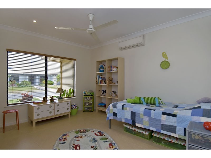 40 Lagoon Drive, Trinity Beach QLD 4879