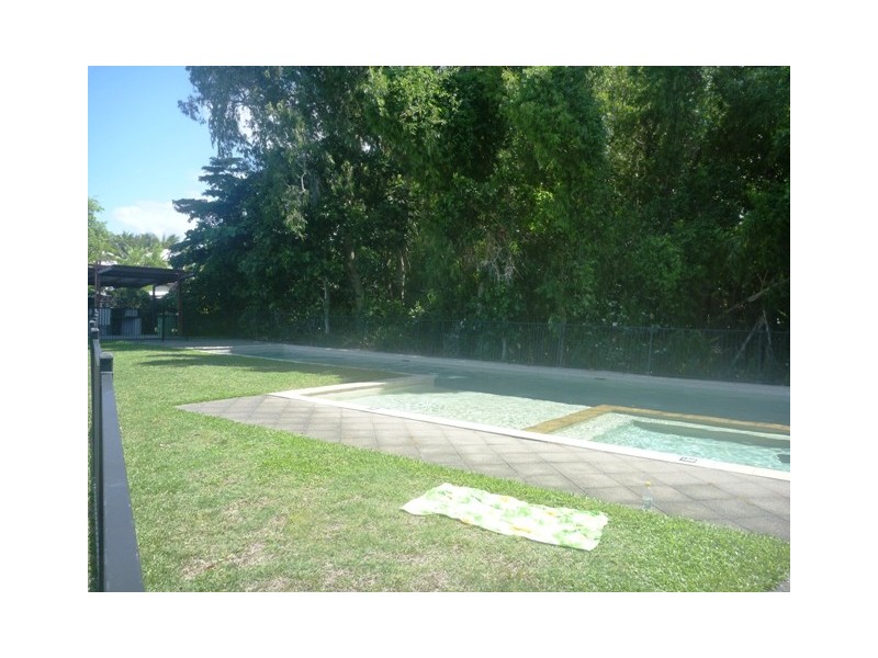 40 Lagoon Drive, Trinity Beach QLD 4879