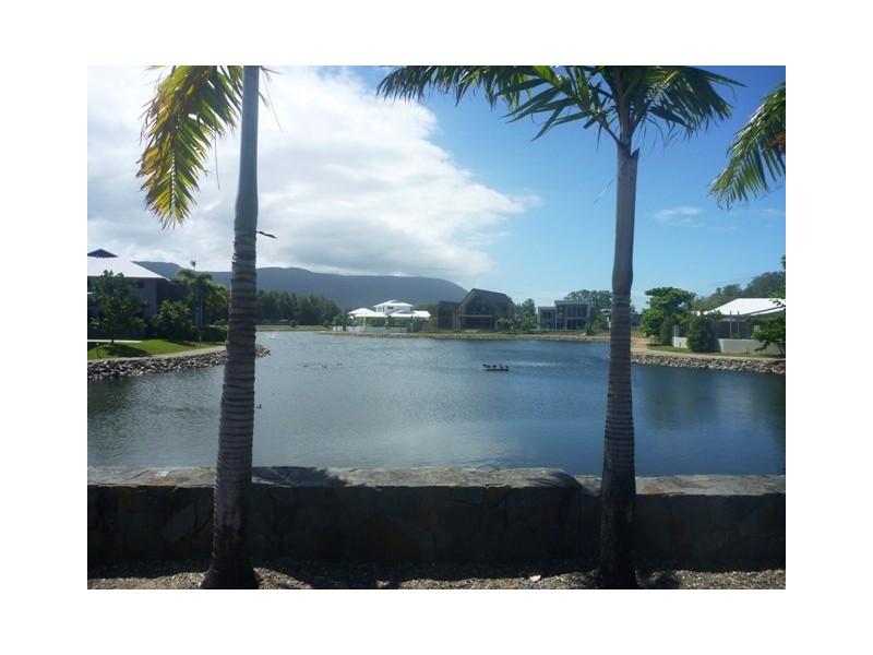 40 Lagoon Drive, Trinity Beach QLD 4879