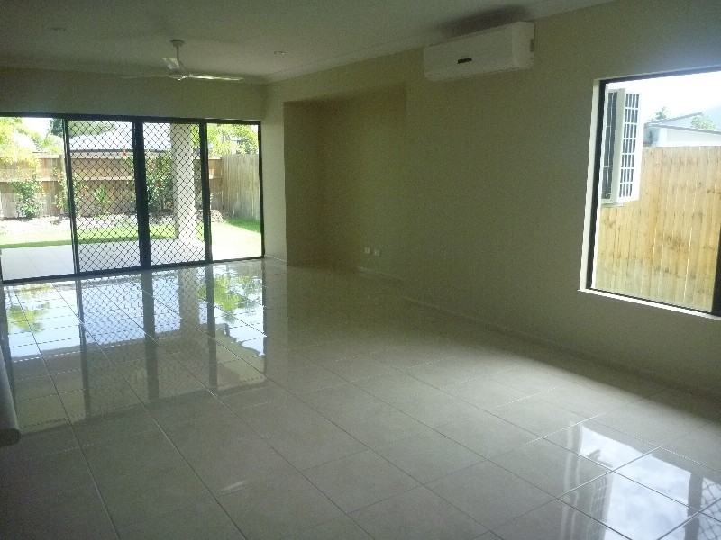 43 Selwyn Circuit, Trinity Park QLD 4879