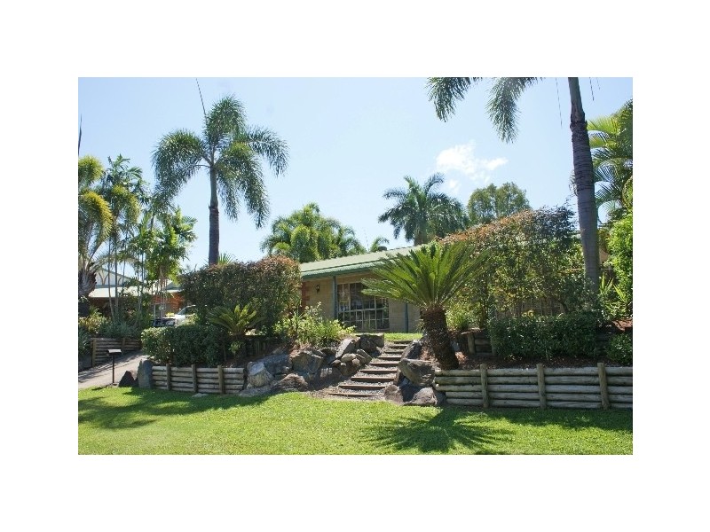 43 Yule Ave, Clifton Beach QLD 4879