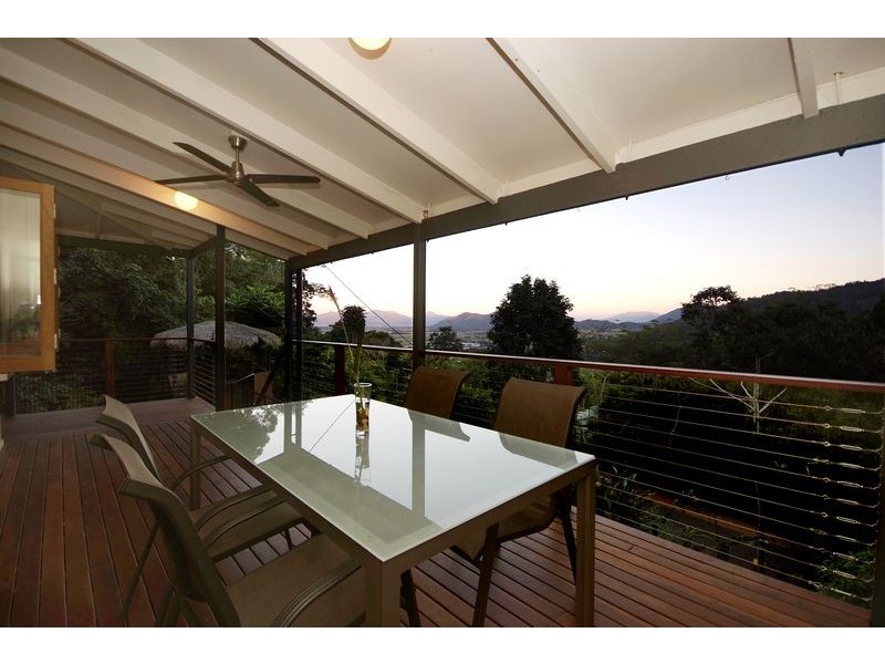 165 Stanton Road, Smithfield QLD 4878