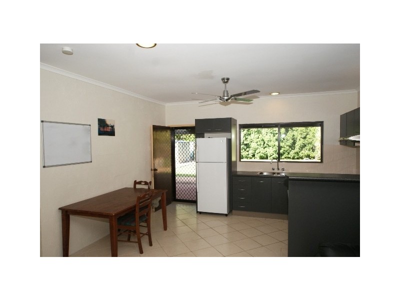 6 Parkway Street, Trinity Park QLD 4879