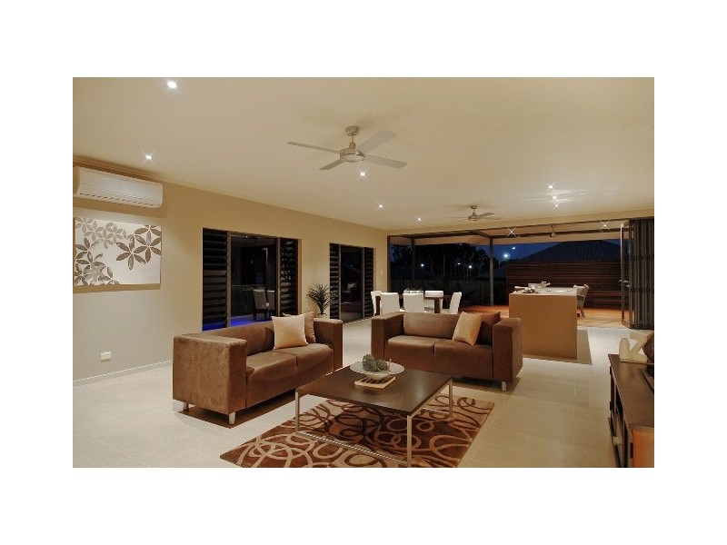 20 Port Close, Trinity Beach QLD 4879