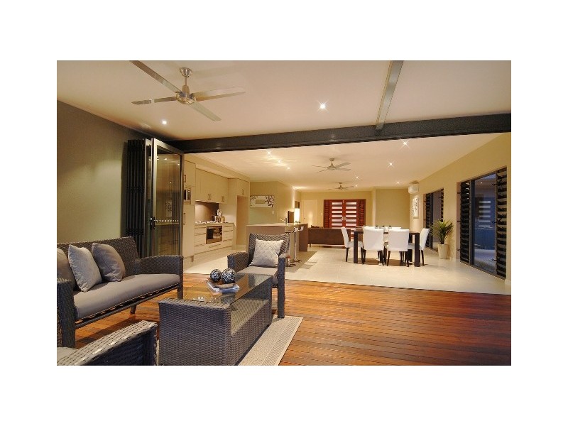 20 Port Close, Trinity Beach QLD 4879