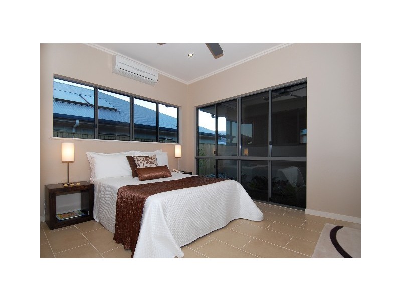 20 Port Close, Trinity Beach QLD 4879