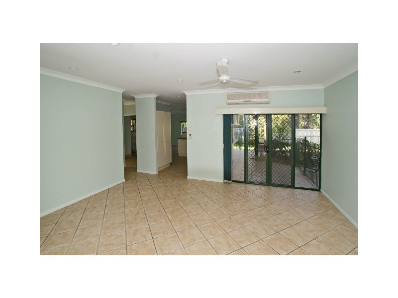 3 Helsdon Close, Clifton Beach QLD 4879