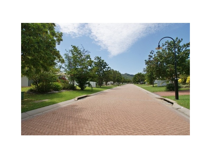 35 Orton Avenue, Kewarra Beach QLD 4879