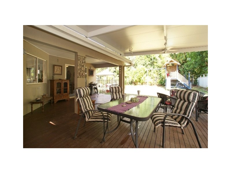 10 Green Avenue, Kewarra Beach QLD 4879