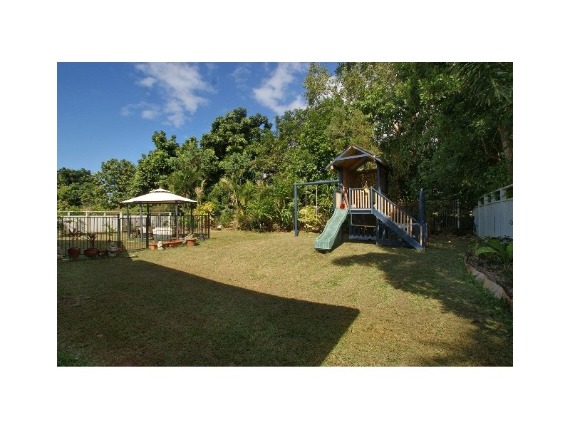 10 Green Avenue, Kewarra Beach QLD 4879