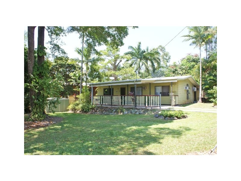 1 Kerryanne Close, Smithfield QLD 4878