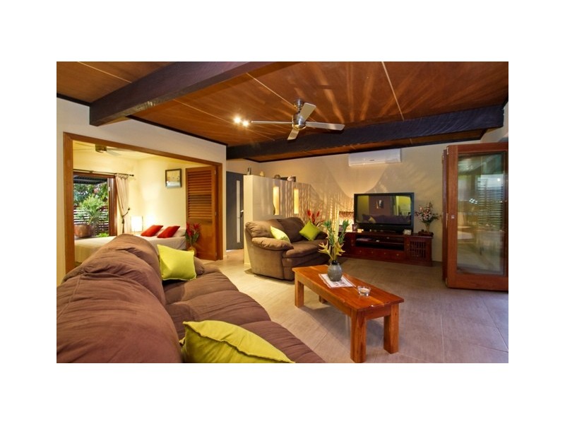17 Newport Close, Kewarra Beach QLD 4879