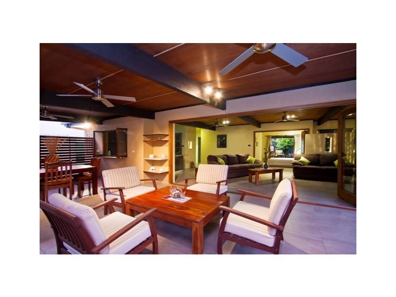 17 Newport Close, Kewarra Beach QLD 4879