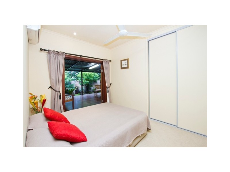 17 Newport Close, Kewarra Beach QLD 4879