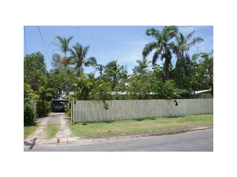 14 Riverside Parade, Trinity Park QLD 4879