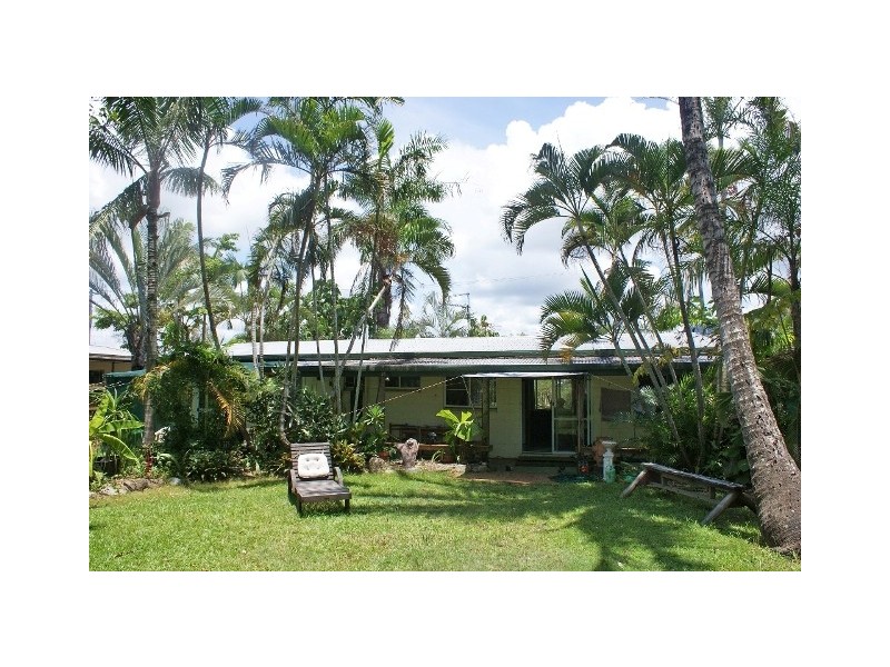 14 Riverside Parade, Trinity Park QLD 4879