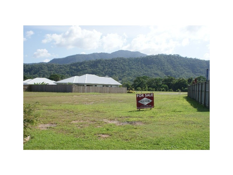 2 Seaways Street, Trinity Beach QLD 4879