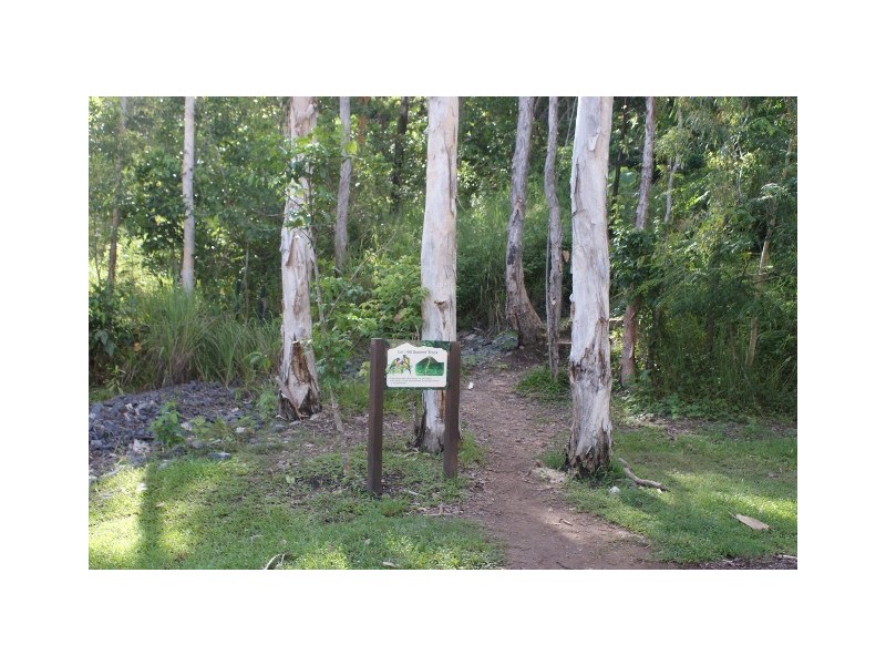 2 Seaways Street, Trinity Beach QLD 4879