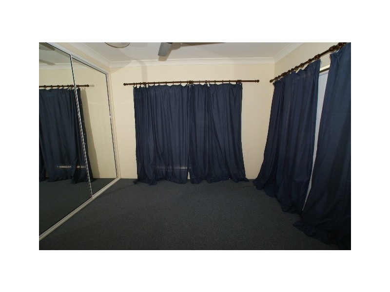 34 Debbie St, Trinity Park QLD 4879