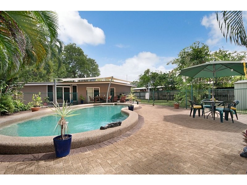 Yorkeys Knob QLD 4878