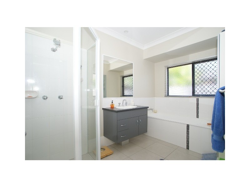 10 Yamba Close, Kewarra Beach QLD 4879