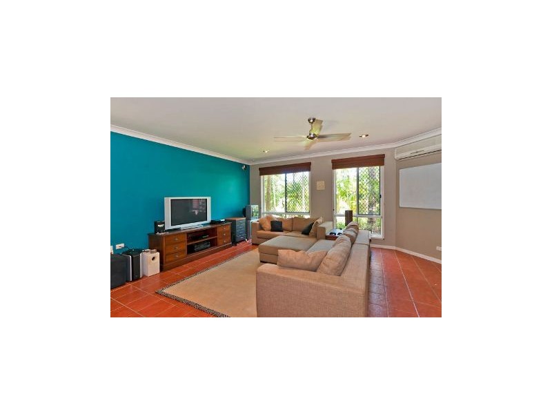 11 Cronulla Close, Kewarra Beach QLD 4879