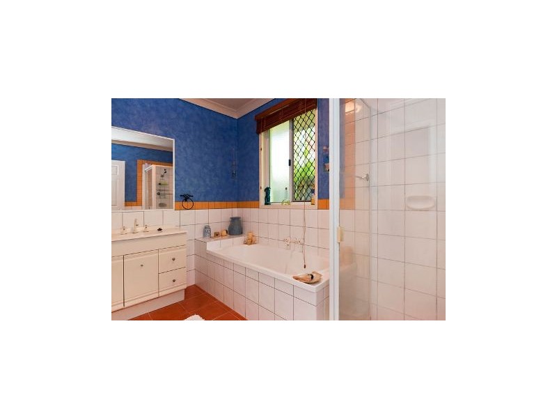 11 Cronulla Close, Kewarra Beach QLD 4879