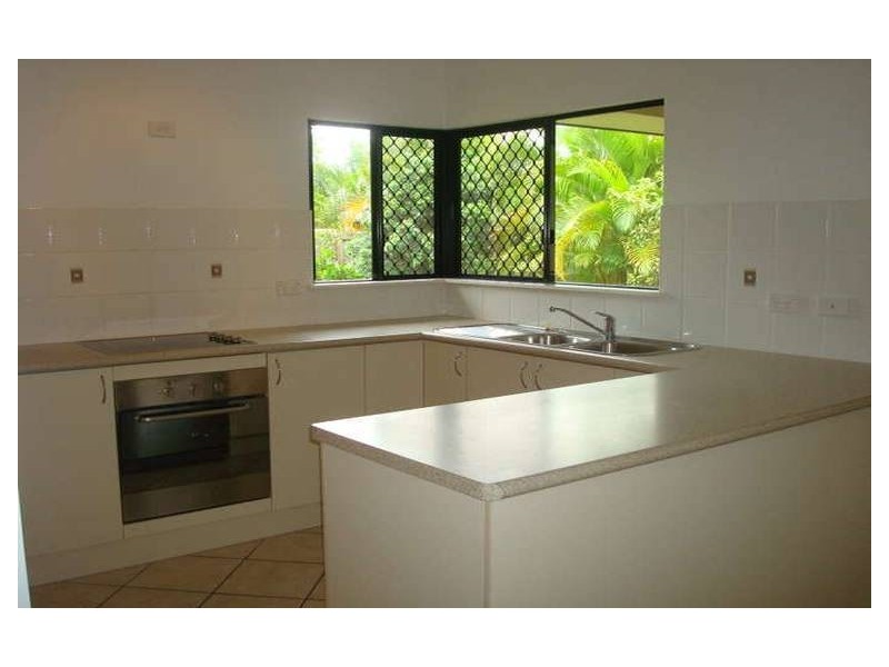 6 Cable Close, Kewarra Beach QLD 4879