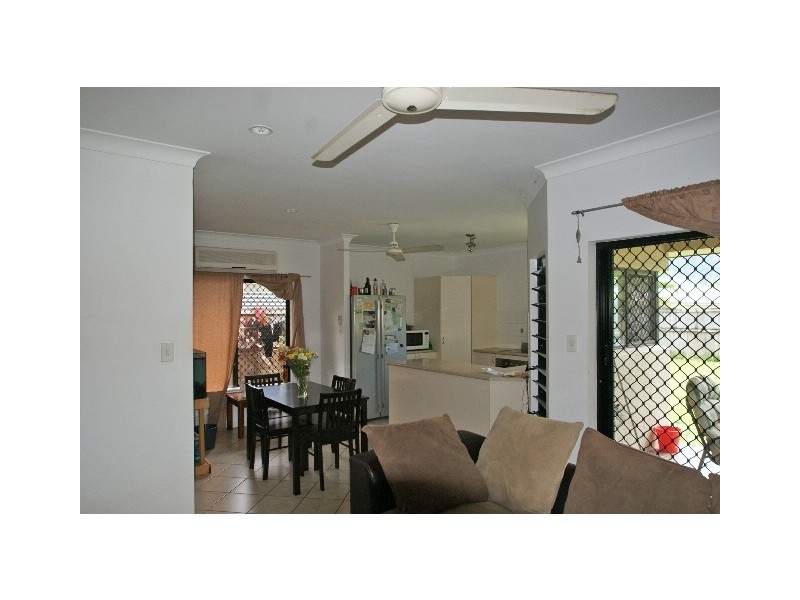 6 Cable Close, Kewarra Beach QLD 4879