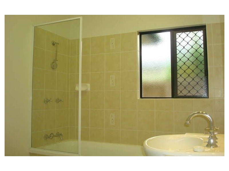 6 Cable Close, Kewarra Beach QLD 4879