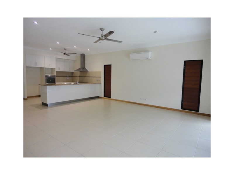 22 Quartzborough Promenade, Trinity Park QLD 4879