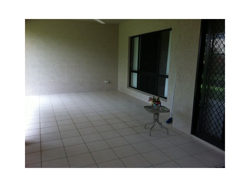 4 Imooya Place, Trinity Park QLD 4879