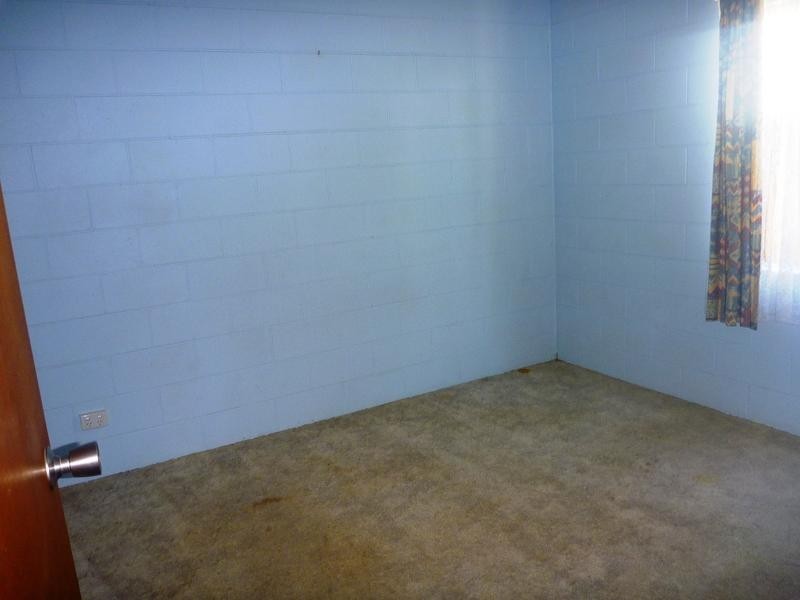 2/513 Varley St, Yorkeys Knob QLD 4878